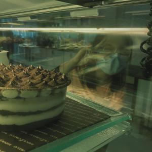 Dengarkan Lust lagu dari Miftah Bravenda dengan lirik