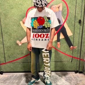 收聽LilHot的OVERLY P (Explicit)歌詞歌曲