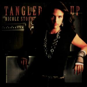 ดาวน์โหลดและฟังเพลง Can't Let Go พร้อมเนื้อเพลงจาก Nicole Storm