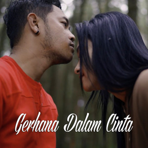 Dengarkan Gerhana Dalam Cinta (Acoustic|Explicit) lagu dari Sela Silvina dengan lirik