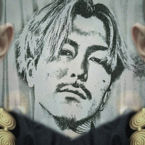 Dengarkan Nobody's waiting for us (Explicit) lagu dari DJ SHACHO dengan lirik