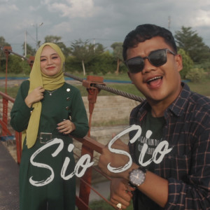 收聽Fatwa Saputra的Sio Sio歌詞歌曲