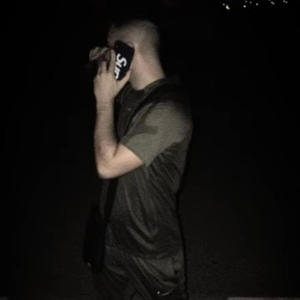 收聽Arbe的Donde Estan歌詞歌曲