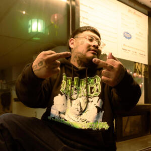 default playlist img