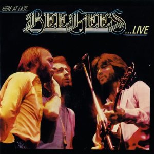 ดาวน์โหลดและฟังเพลง Run To Me / World พร้อมเนื้อเพลงจาก Bee Gees