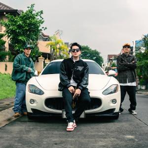 Edric Go的專輯Who's that chick? (feat. Acko & Carlito)