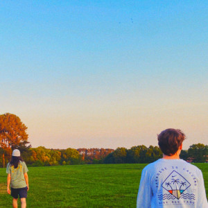 收聽BH的red blue and green lights歌詞歌曲