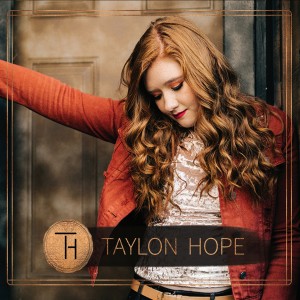 ดาวน์โหลดและฟังเพลง Women of Country พร้อมเนื้อเพลงจาก Taylon Hope
