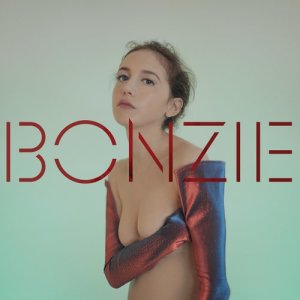 ดาวน์โหลดและฟังเพลง Everybody Wants To พร้อมเนื้อเพลงจาก Bonzie