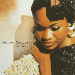 ดาวน์โหลดและฟังเพลง Mani Djindala พร้อมเนื้อเพลงจาก Oumou Sangare