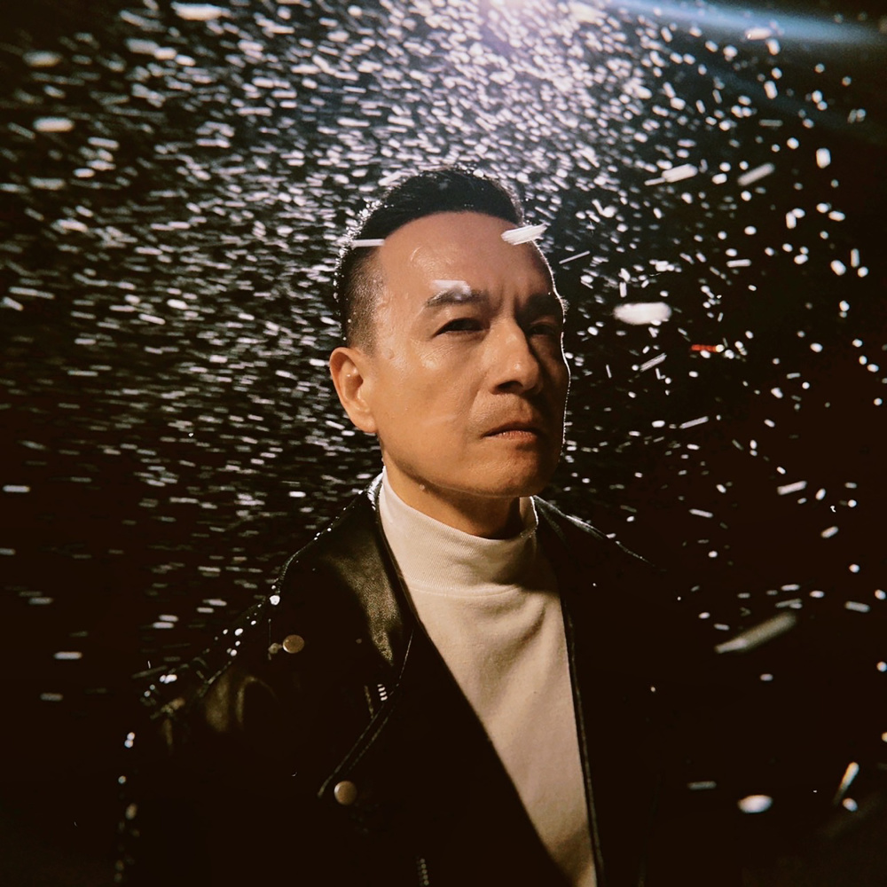 钟昀呈