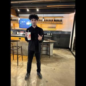 Osaka Hotline的專輯fr (feat. heyzayy) [Explicit]