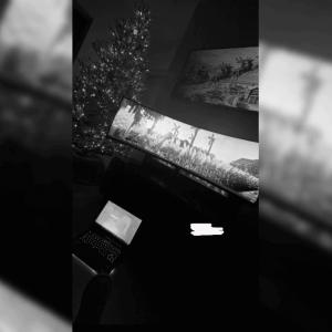 收聽Olt的Moncler Sessions (feat. VLONE MIST) (Extended|Explicit)歌詞歌曲