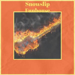 Dengarkan Snowslip Funhouse lagu dari Pobi Lamine dengan lirik