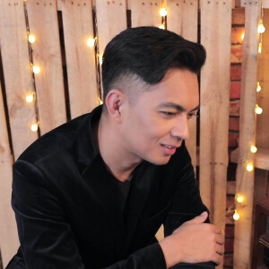 Dengarkan lagu Demi Hatimu nyanyian Didicazli dengan lirik