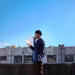 收听하얘的입술歌词歌曲