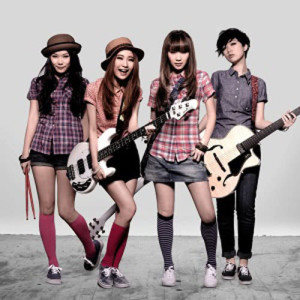 Listen to Di Tou Gu Zu song with lyrics from Choco