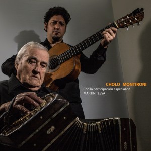 收聽Cholo Montironi的Divina歌詞歌曲