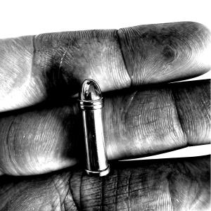 收聽Sfogo Lirico的L'ultimo colpo (feat. Anni & Letx) (Explicit)歌詞歌曲