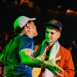 default playlist img