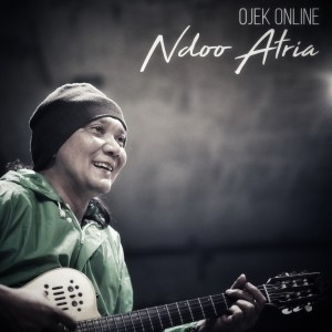 收听Ndoo Atria的Ojek Online歌词歌曲