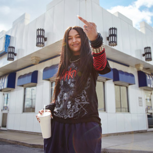 ดาวน์โหลดและฟังเพลง Interlude พร้อมเนื้อเพลงจาก Princess Nokia