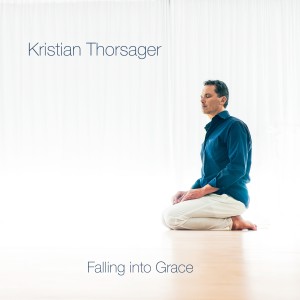 ดาวน์โหลดและฟังเพลง Moola Mantra พร้อมเนื้อเพลงจาก Kristian Thorsager