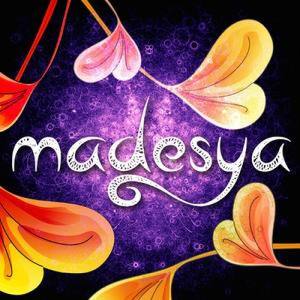 Dengarkan Kehancuran lagu dari Madesya dengan lirik
