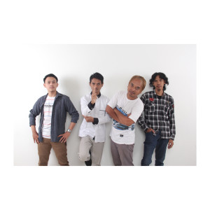 Listen to Mentari song with lyrics from Odora Band