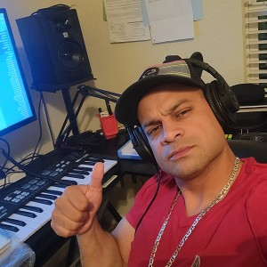 default playlist img