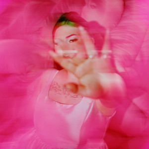 ดาวน์โหลดและฟังเพลง Tiny Voice (Explicit) พร้อมเนื้อเพลงจาก Mae Stephens