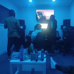 default playlist img