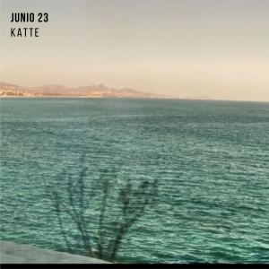 Listen to Junio 23 song with lyrics from Kattê