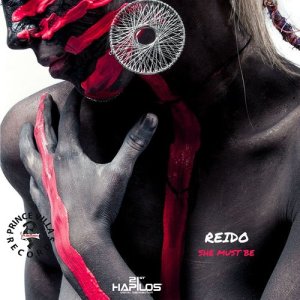 收聽Redio的She Must Be歌詞歌曲