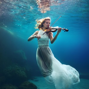 ดาวน์โหลดและฟังเพลง Timeless Serenade พร้อมเนื้อเพลงจาก Quiet Relaxation Music