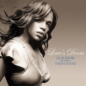 ดาวน์โหลดและฟังเพลง Love's Doors พร้อมเนื้อเพลงจาก DJ Komori