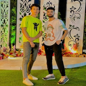 Dengarkan مهرجان اديني قلبك و خدي حناني lagu dari Eslam Nabawy dengan lirik