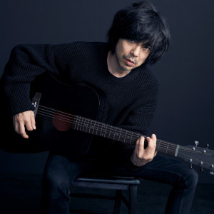 ดาวน์โหลดและฟังเพลง Romance พร้อมเนื้อเพลงจาก Hiroji Miyamoto