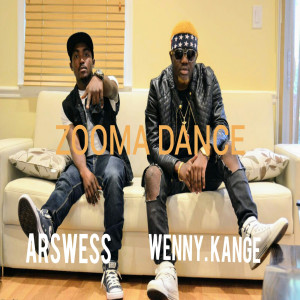 Dengarkan Zooma Dance (feat. Wenny Kange) lagu dari Arswess dengan lirik