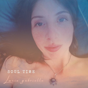 收聽Lucie Gabrielle的Self Love Meditation歌詞歌曲