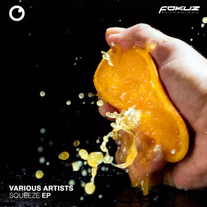 ดาวน์โหลดและฟังเพลง Azrael พร้อมเนื้อเพลงจาก Mackadena