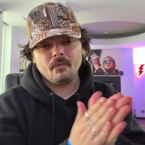 default playlist img