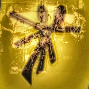收聽Dwarves的Poor boy歌詞歌曲