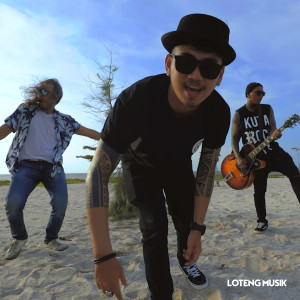 收听Echa Harahap的Bueno Voya Lanoche歌词歌曲