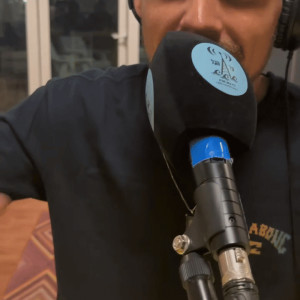 Album דיבור שקט מעשים רועמים from Emilio Rastok