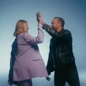 Listen to Ku Sobie song with lyrics from Mateusz Mijal