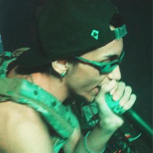 收聽DJ VITIN DE SEMEUQIRA的QUE TAMANHO DE RABO (feat. MCs FABINHO OSK, GW & RF)歌詞歌曲