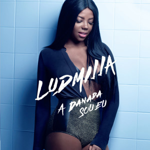 ดาวน์โหลดและฟังเพลง Cheguei พร้อมเนื้อเพลงจาก Ludmilla