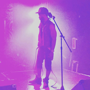 ดาวน์โหลดและฟังเพลง Melody พร้อมเนื้อเพลงจาก Phaner Coz