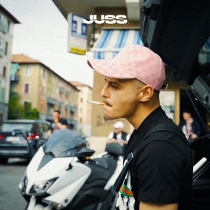 Juss的专辑FROZEN (Explicit)